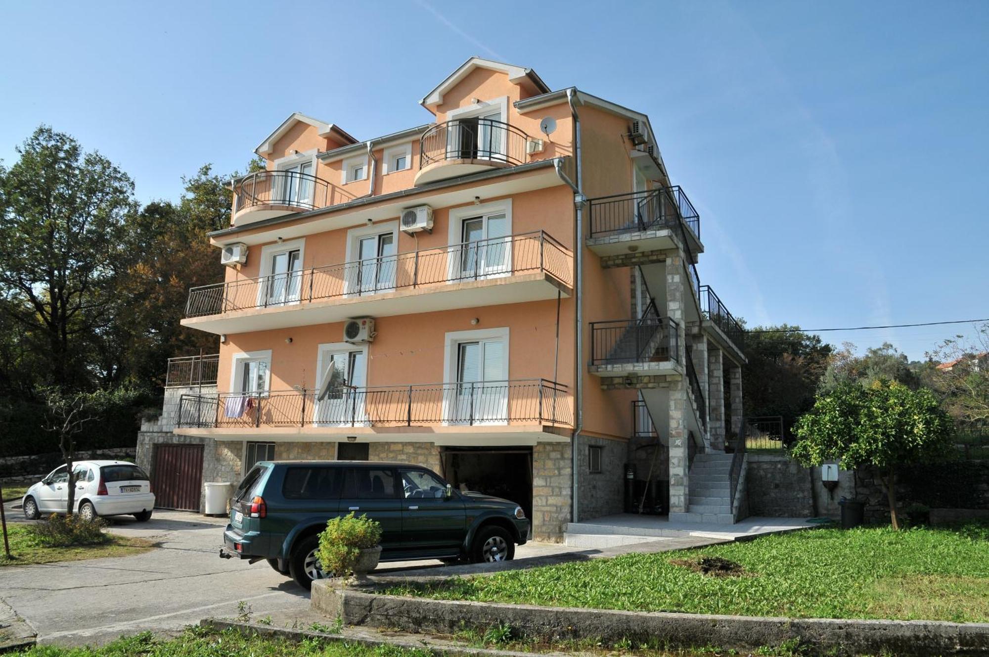 Apartments Pelle تيفات المظهر الخارجي الصورة