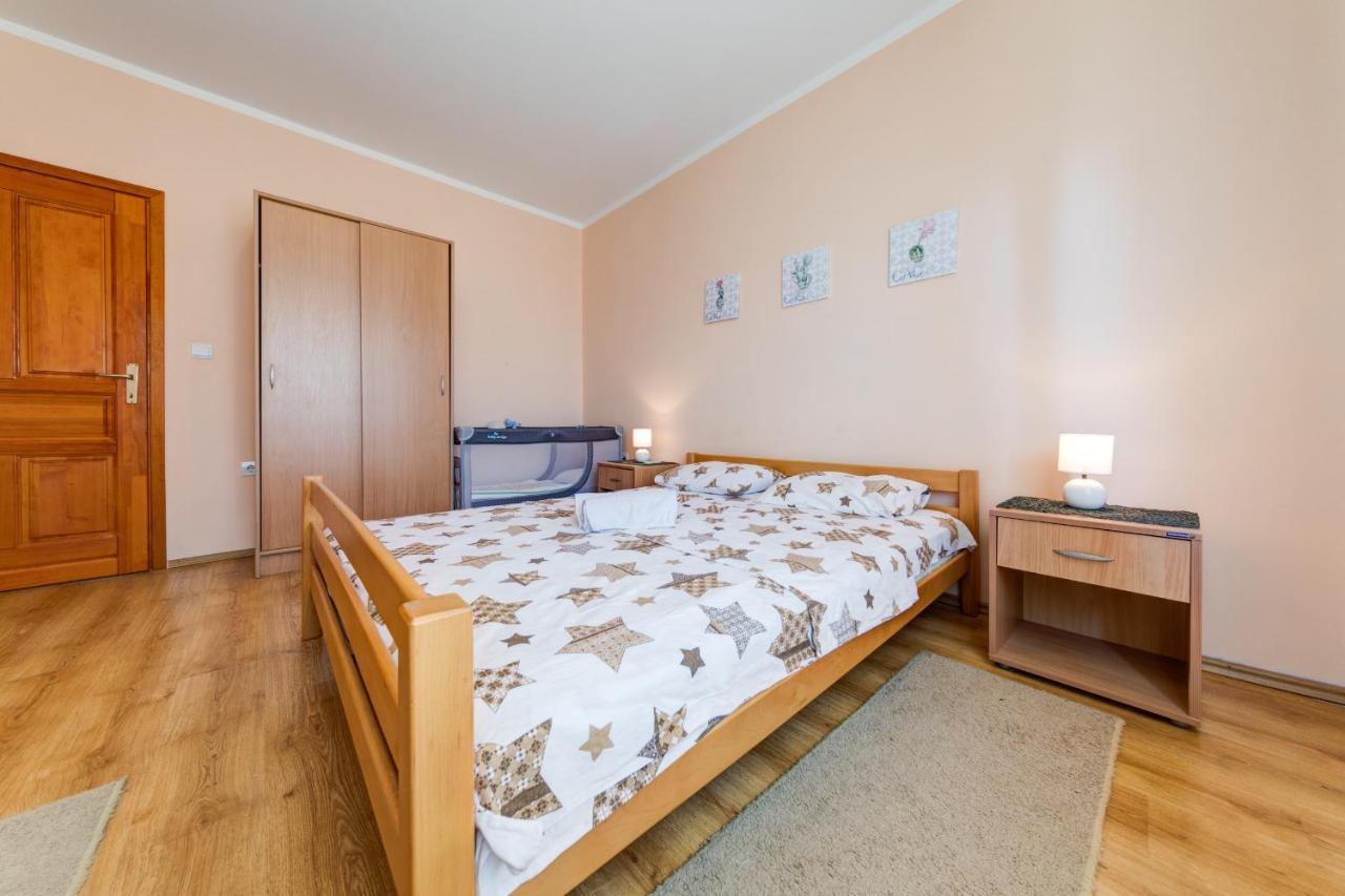 Apartments Pelle تيفات المظهر الخارجي الصورة